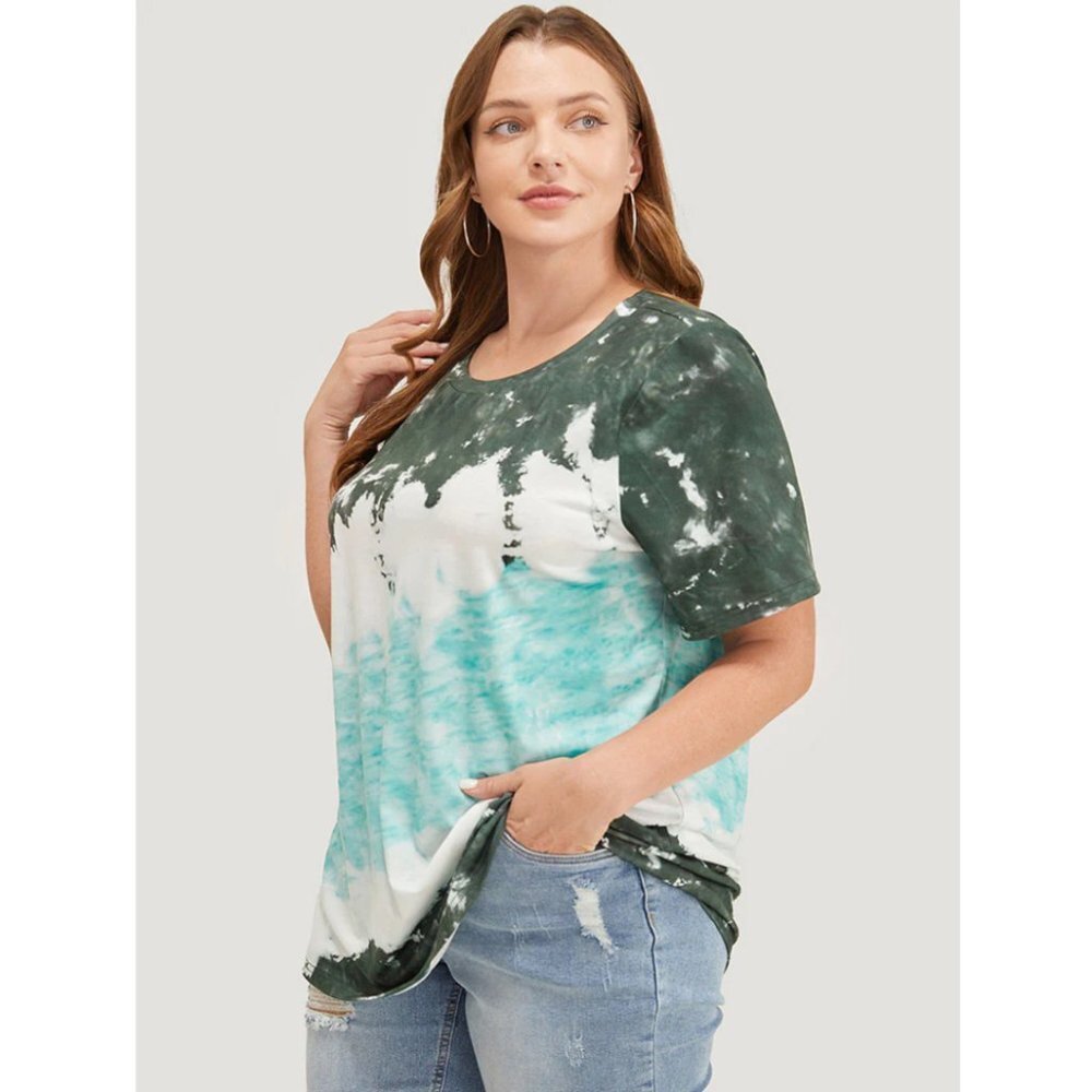 NWT BloomChic Dark Green Tie Dye Round Neck T-Shirt Plus Size 30/6X - Picture 3 of 5